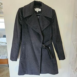 EUC Trina Turk Coat Lambswool Blend Belted Charcoal Grey Size 4